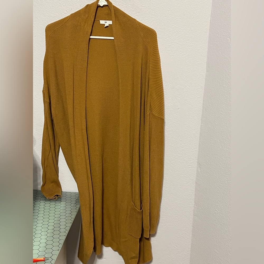 BP Gold/mustard yellow size 1X grandpa cardigan with pockets.